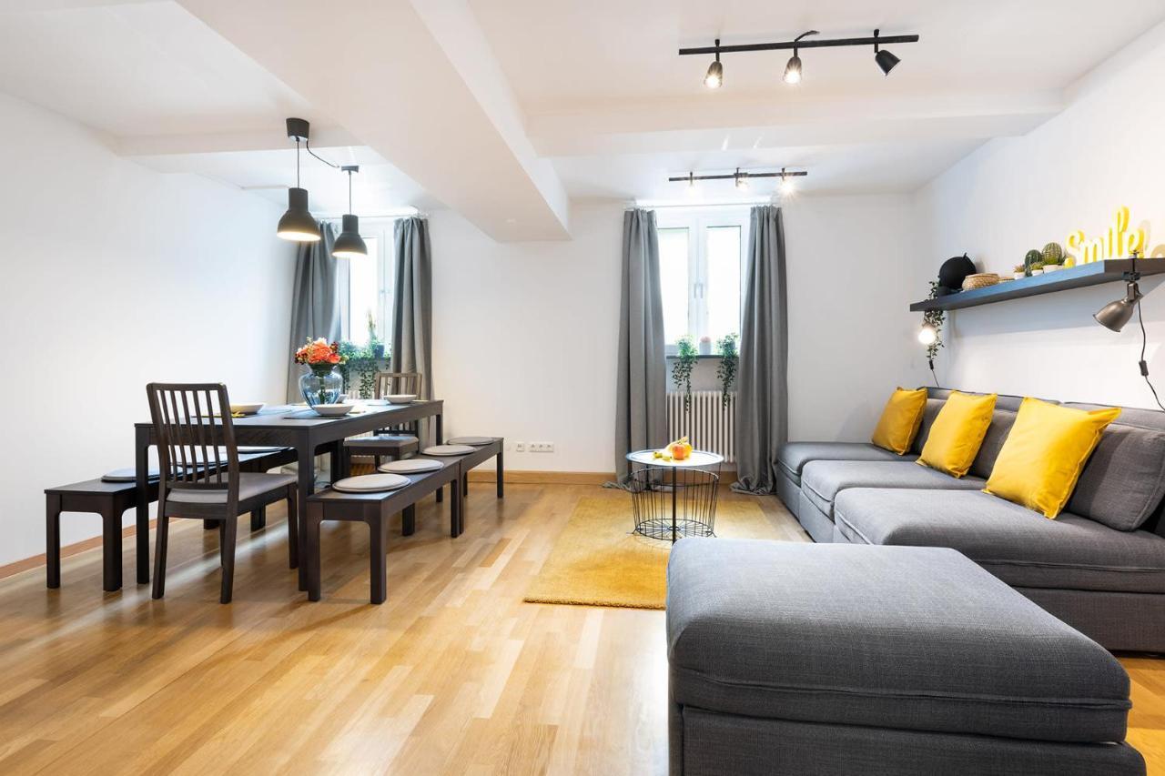 Marienplatz Apartment 2 Bedrooms Living Room Kitchen Munich Extérieur photo